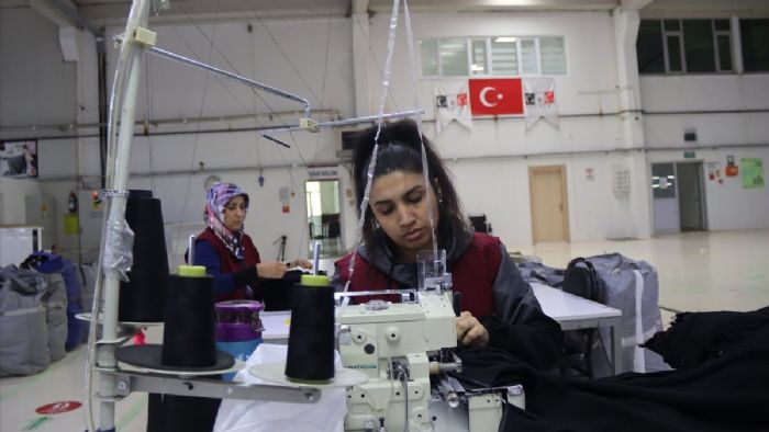 Iğdır`da tekstil sektörü gençlere iş kapısı oldu