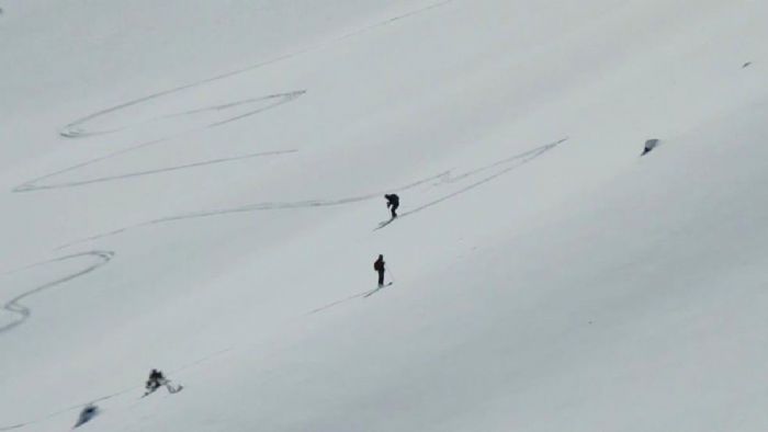 Terörden arındırılan Munzur Dağları`nda kayak keyfi