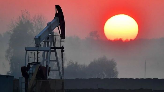 Orta Doğu`daki gerilim Brent petrolün varil fiyatını artırıyor: 90,51 dolar