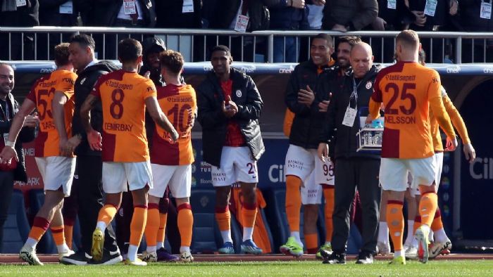 Galatasaray`da Dries Mertens fırtınası