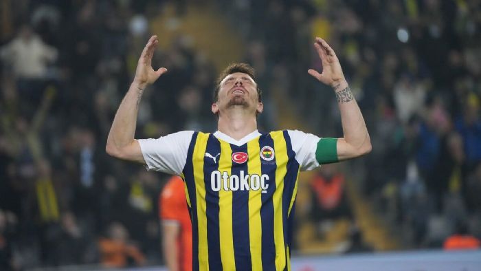 Fenerbahçe`de Mert Hakan Yandaş kararı! Sezon sonu...