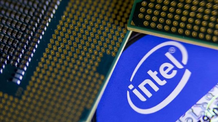 ABD`li Intel, çip üretimi için 14 Japon şirketiyle iş birliği yaptı