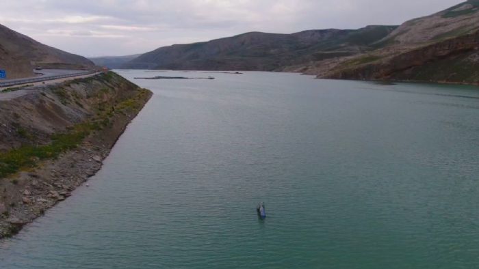 Van`da yağışlar barajları doldurdu
