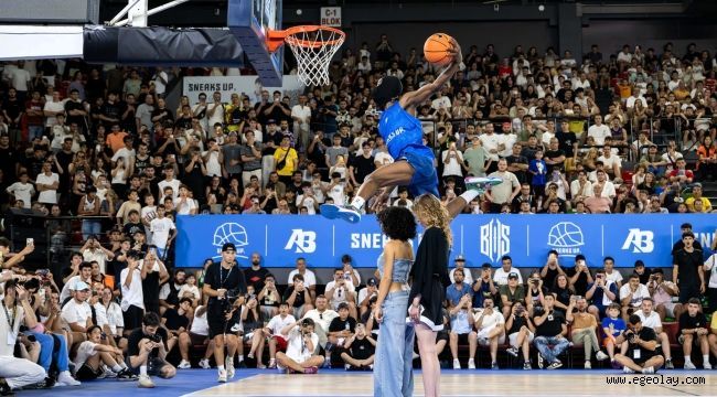 BHS Smaç Gösterisi İzmir`de Basketbol Şöleni Yaşattı