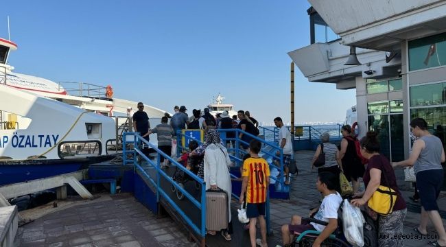 Bayramda rota denize