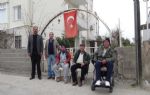 Türkiye`nin ilk astronotu Alper Gezeravcı`nın akrabaları Mersin`de dönüşünü bekliyor